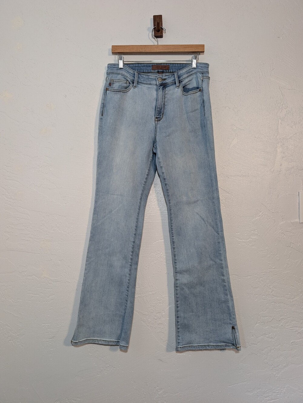 Judy Blue Light Wash Boot Cut Jeans Casual Comfy Stretchy Flattering Capsule